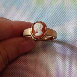 D'Joy Natural Italian Conch Cameo 1.40 ctw Golden Whispers Ring in 18K Vermeil